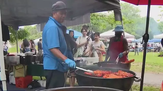 Thriving market in FDR Park evolves out of Southeast Asian refugee community