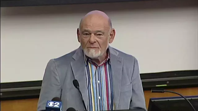 Sam Zell, real estate mogul and one-time owner of Tribune Company, dies