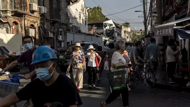 Xi Jinping says no to 'street stall economy' in Beijing | CNN Business