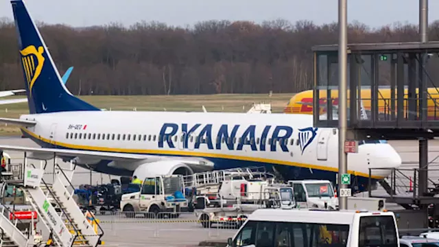 Ryanair reports bumper profit on 'favorable' fuel hedges, sees major industry consolidation