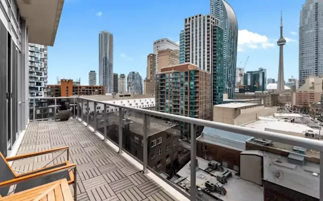 St. Lawrence Market Penthouse Serves Downtown Views for Days