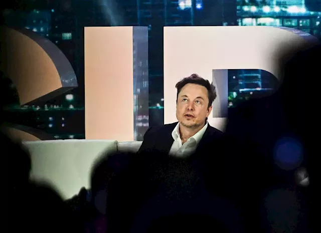 Elon Musk threatens to reassign @NPR on Twitter to 'another company'