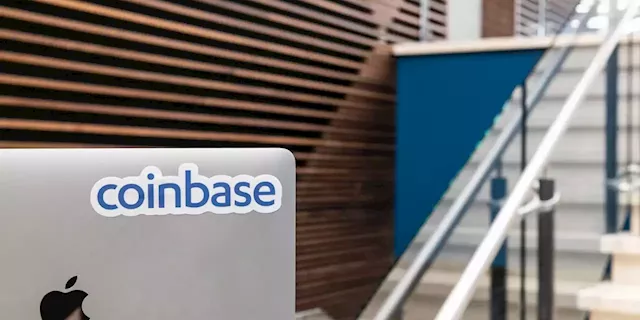 Coinbase stock rises as Q1 results beat, but company warns bank disruptions are rattling crypto