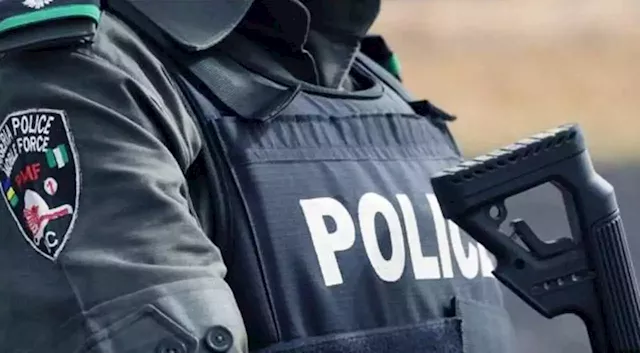 Police arrest fleeing suspects who killed trader in Ogun phone market