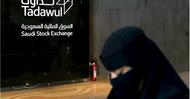 Saudi bourse jumps on earnings; Egypt extends losses