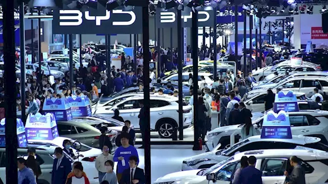 Chinese automaker BYD to make EVs in Vietnam | CNN Business