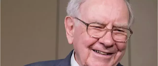 Warren Buffett Sees Uncertainty In The EV Market | OilPrice.com