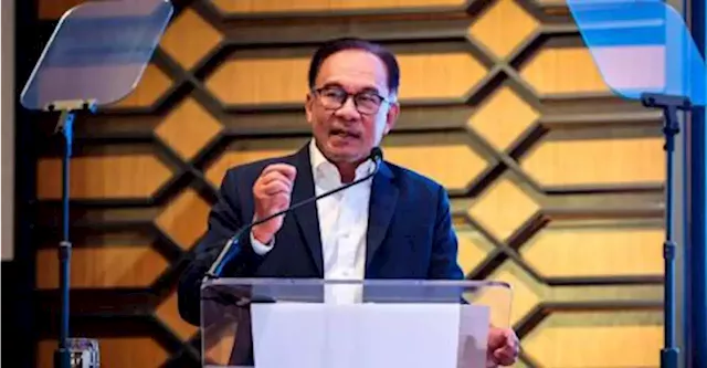 Anwar wants EPF to increase domestic investment to 70%