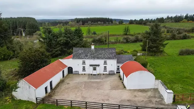 This traditional Irish farmhouse in Co Kilkenny is on the market for €295,000 | IMAGE.ie