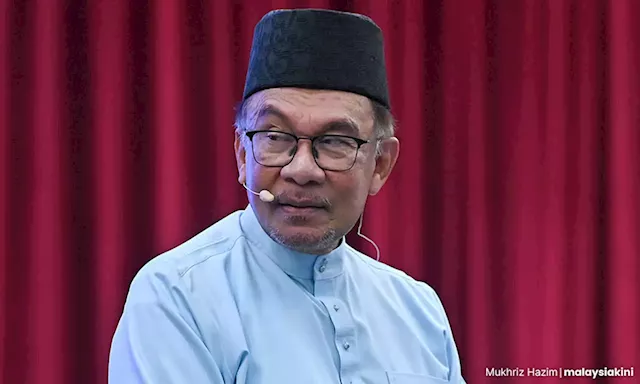 Anwar rebuts claim lack of focus as finance minister caused ringgit fall