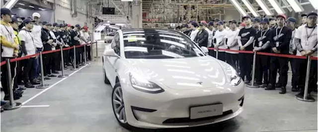 Chinese Government Encourages Tesla To Expand Business In Shanghai | OilPrice.com