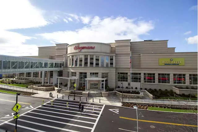 Wegmans will close one of company’s largest locations