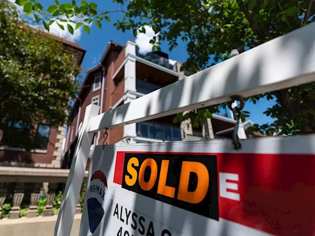 Posthaste: Canada's housing market is hot again — expect it to stay that way, economists say