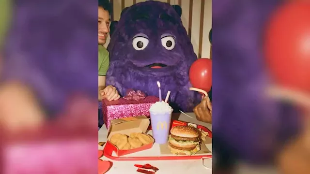 McDonald’s bet on viral success with its Grimace shake. TikTok users are pretending it killed them | CNN Business