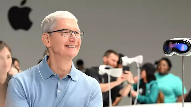 Apple is now worth $3 trillion, boosted by the Nasdaq's best start in 40 years | CNN Business