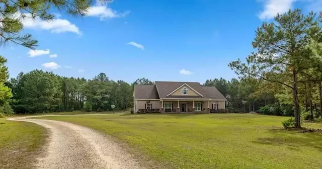 Luxury homes on the market in Dothan