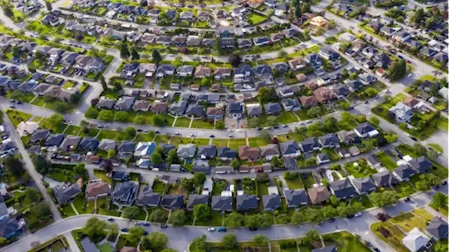 Canada's housing market not showing impact of higher interest rates: Report - BNN Bloomberg