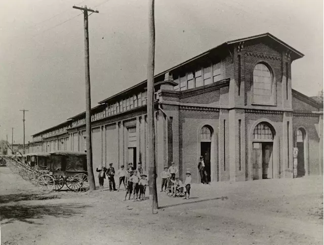 Broad Street Market throughout the years: photos