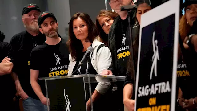 Actors set to hit picket lines Friday in largest US strike in 26 years | CNN Business