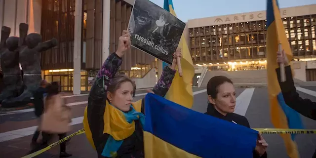 CULTURAL COOPERATION WAR: Ukrainian association protests against staging of Swan Lake in South Africa by Russian ballet company