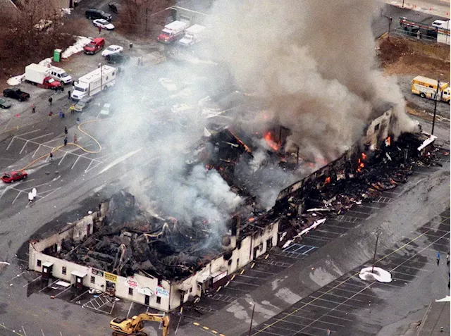 Broad Street Market fire stirs memories of another central Pa. farmers market blaze: photos