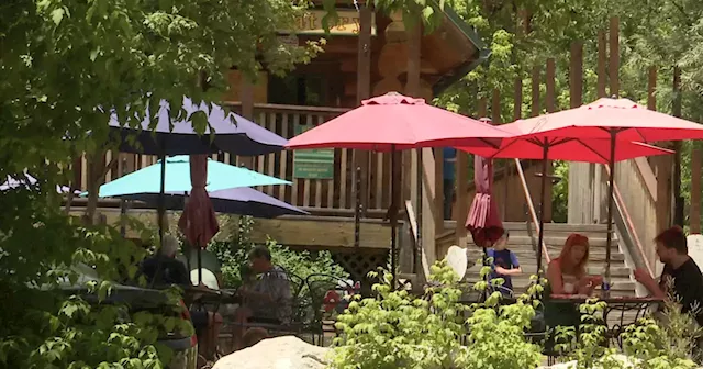 Business heats up on Mt. Lemmon during Tucson's record heat