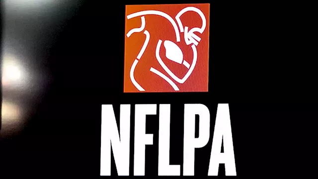 NFLPA exec's suggestion about injuries raises eyebrows amid downward trend in running backs market