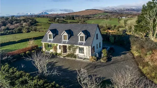 This picturesque West Cork home with separate basement apartment is on the market for €795,000 | IMAGE.ie