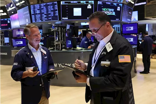 Stock market today: Dow racks up 8th straight gain as earnings season heats up By Investing.com