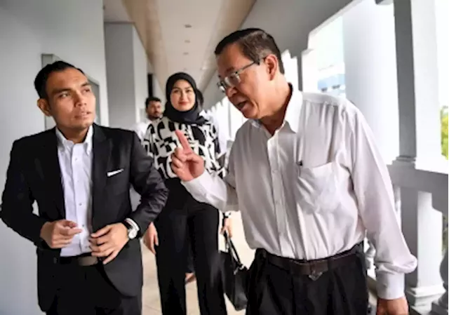 Trial: Ex-company official can’t verify if bribes went to Guan Eng