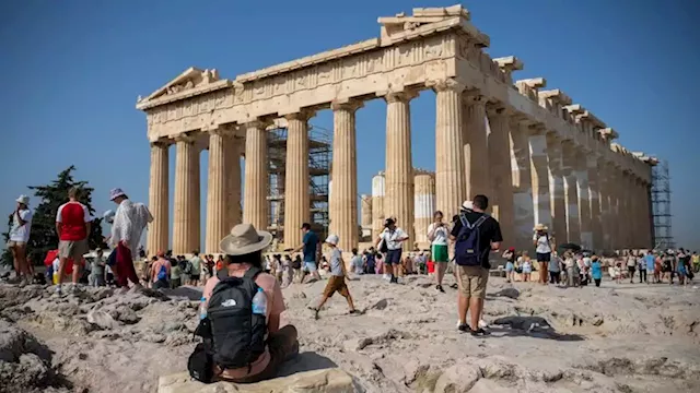 Europeans are still flocking to the scorching Mediterranean. But extreme heat could dent bookings in future | CNN Business