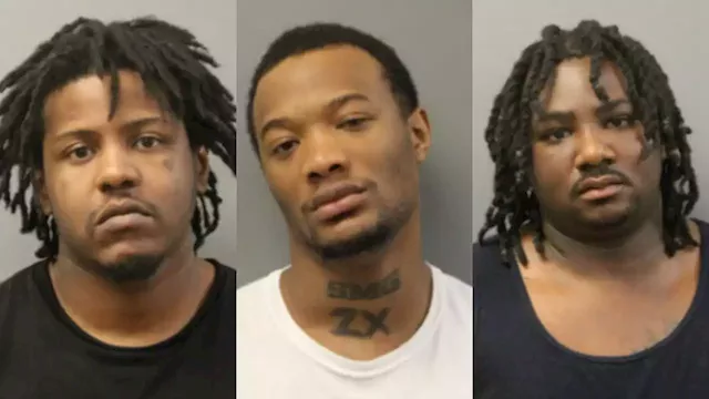 3 men arrested in Bridgeview after allegedly robbing Chicago business at gunpoint