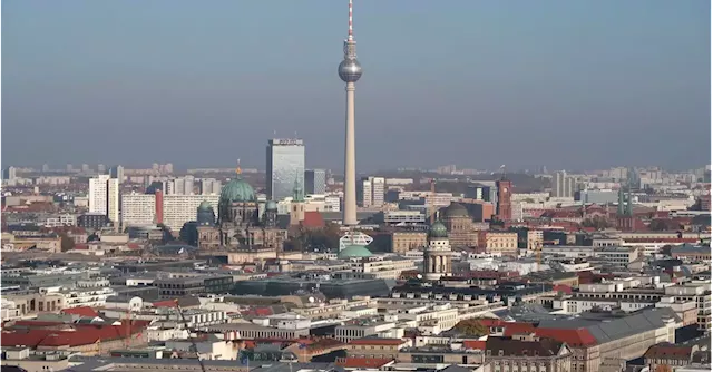 Business confidence slips further as Germany faces sluggish recovery