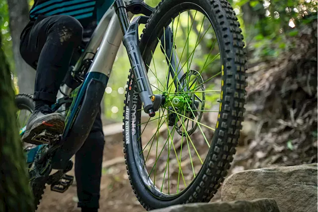 Industry Nine DUO Carbon Trail & Enduro Wheels Go Front & Rear Specific