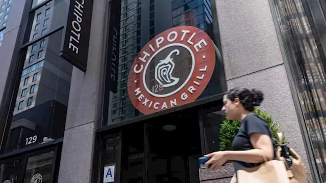 Chipotle Mexican Grill is about to report earnings. Here's what to expect