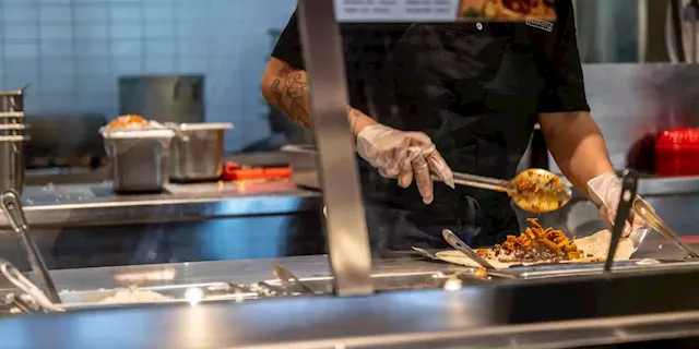 Chipotle stock drops 8% after Q2 earnings as company says inflation hit popular menu items