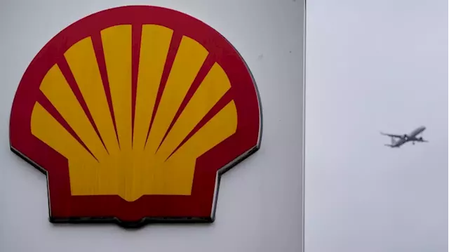 Shell earnings top US $5B. But that's nearly half what it pulled in months ago