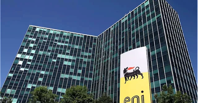 Strong gas business helps to cushion Eni profit fall