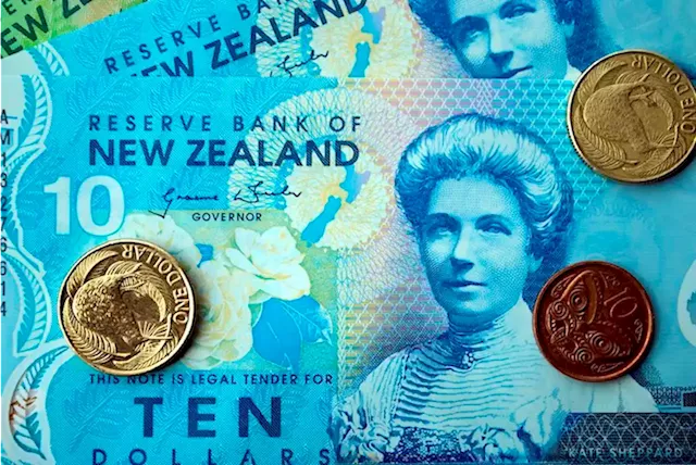 NZD/USD consolidates in a narrow range around 0.6160 ahead of ANZ Business Confidence