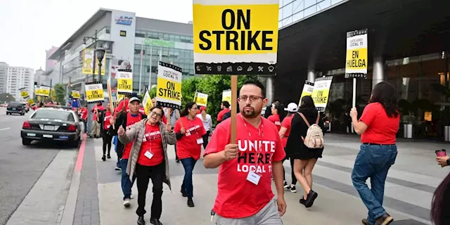 Los Angeles hotel workers strike: Companies, union remain far apart