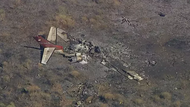 6 dead after business jet crashes into field while approaching California airport