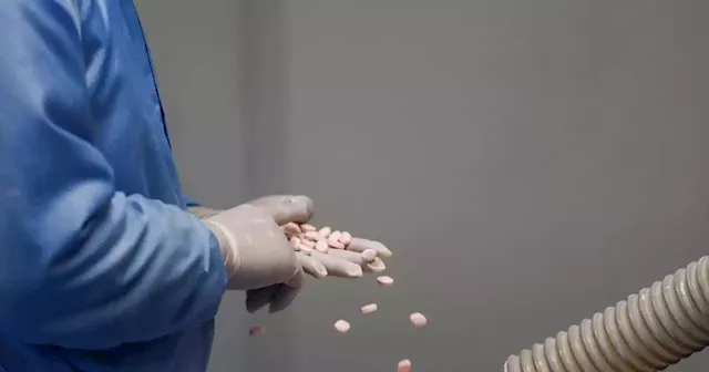 Scientists make ibuprofen and other common painkillers from paper industry waste | Engadget