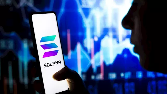 Biggest Movers: SOL, XLM 5% Lower, as Bearish Streak Extends – Market Updates Bitcoin News