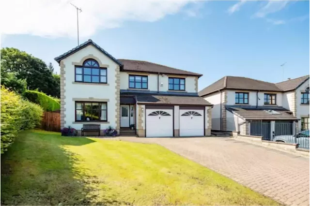 Stunning Newton Mearns villa hits market with £610k price tag