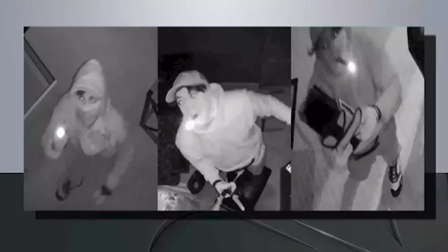 Thieves break wall to steal safe with $100K in cash and jewelry at Staten Island business