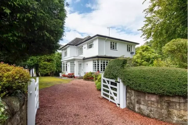 ‘Seldom available’ Newton Mearns villa appears on market