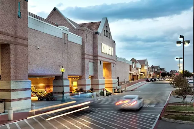 Irving retail center gets new ownership with CBRE Investment Management partnership