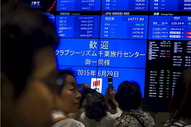 Asian stocks hit by tech losses as Fitch cuts U.S. rating By Investing.com