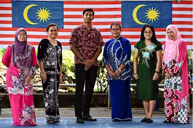 As batik becomes a must for civil service, experts say industry still needs bigger shot in the arm