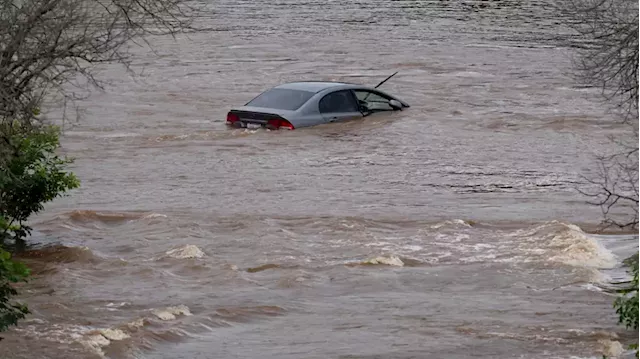 Extreme weather risk changing Canada's insurance industry, raising costs